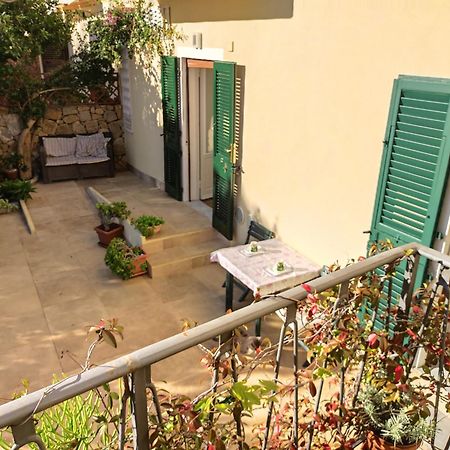 لا ماداّلينا Il Giardino Di Tatiana Rooms & Breakfast المظهر الخارجي الصورة