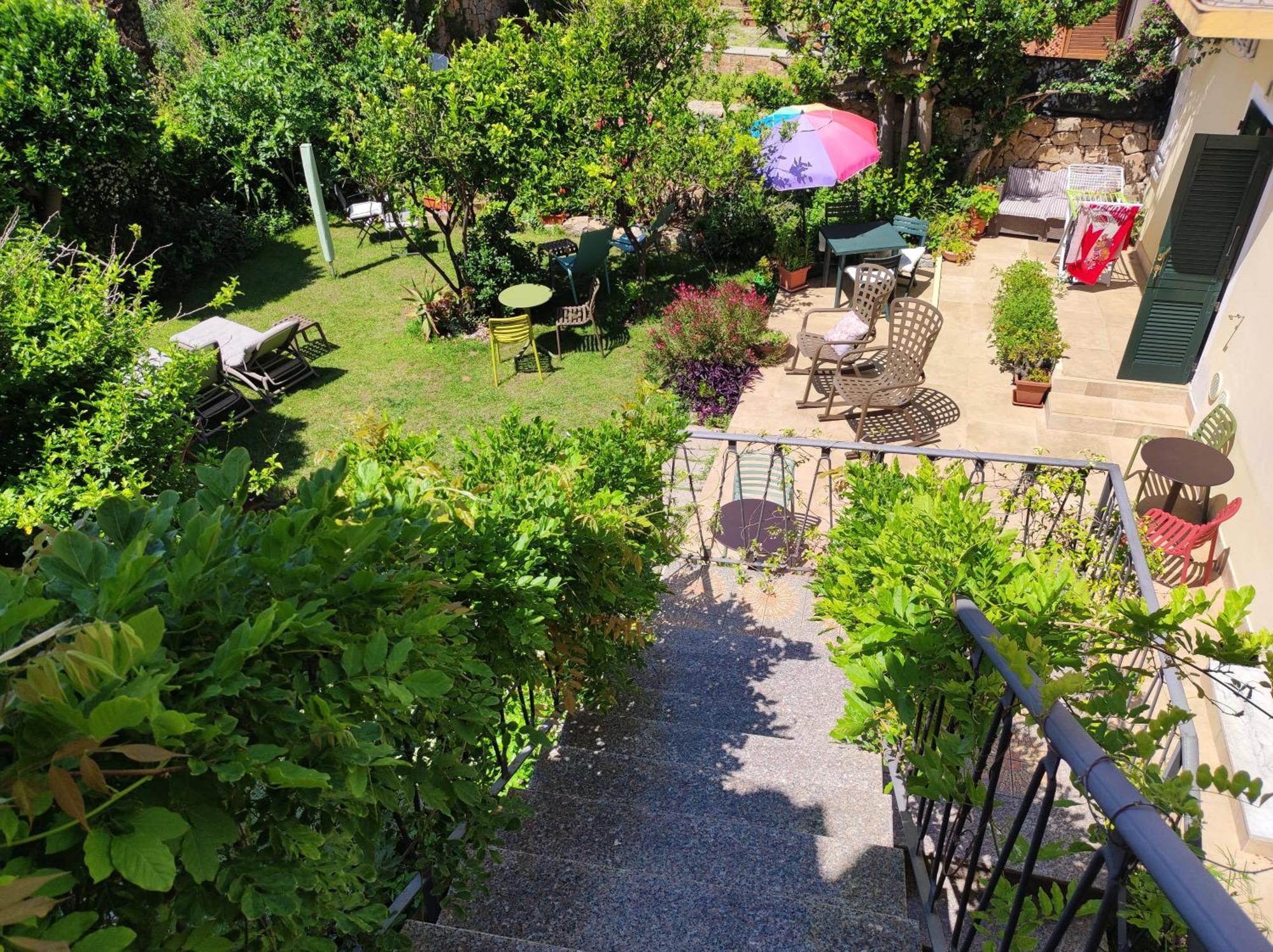 لا ماداّلينا Il Giardino Di Tatiana Rooms & Breakfast المظهر الخارجي الصورة