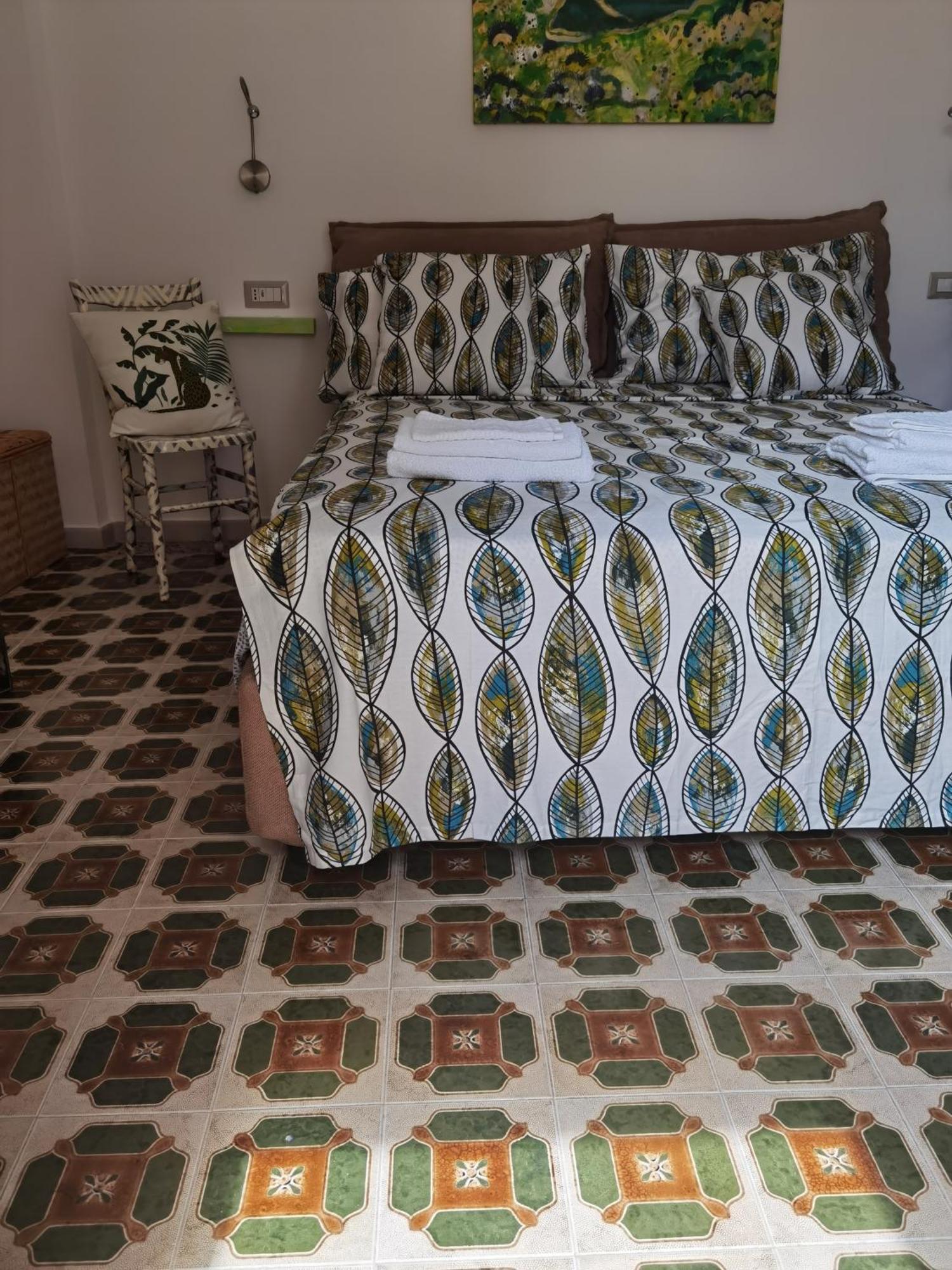لا ماداّلينا Il Giardino Di Tatiana Rooms & Breakfast الغرفة الصورة