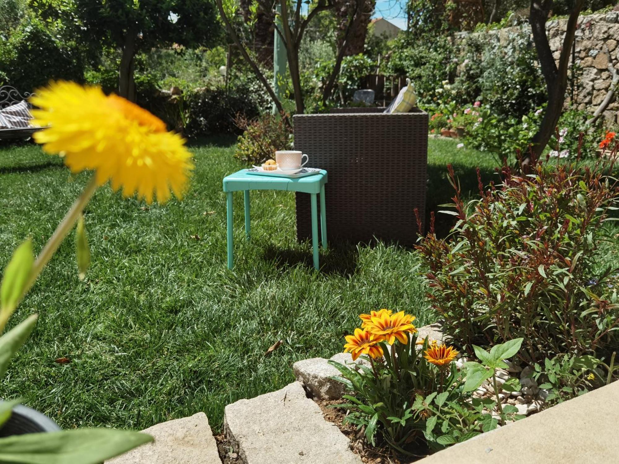 لا ماداّلينا Il Giardino Di Tatiana Rooms & Breakfast الغرفة الصورة
