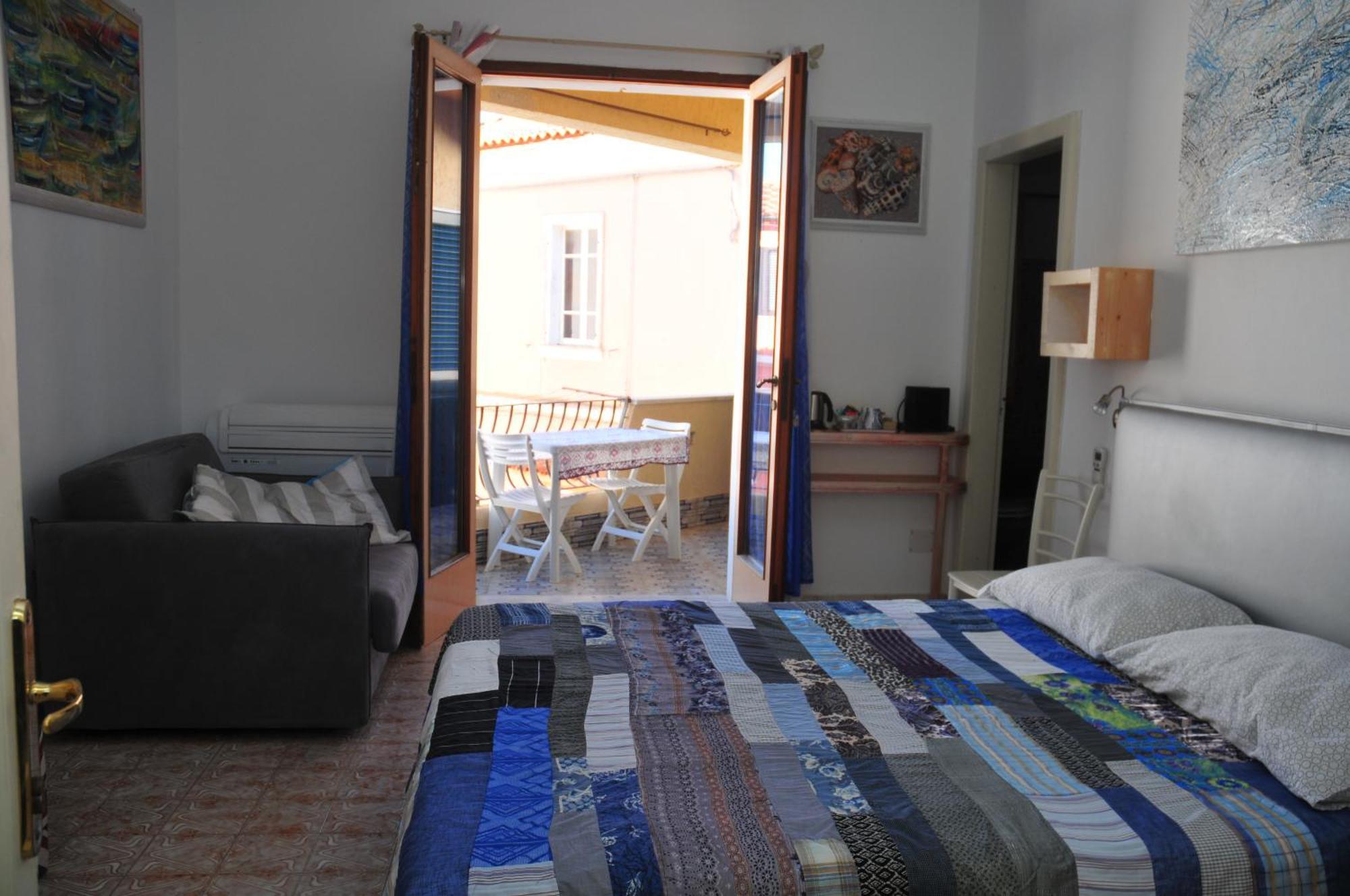 لا ماداّلينا Il Giardino Di Tatiana Rooms & Breakfast الغرفة الصورة